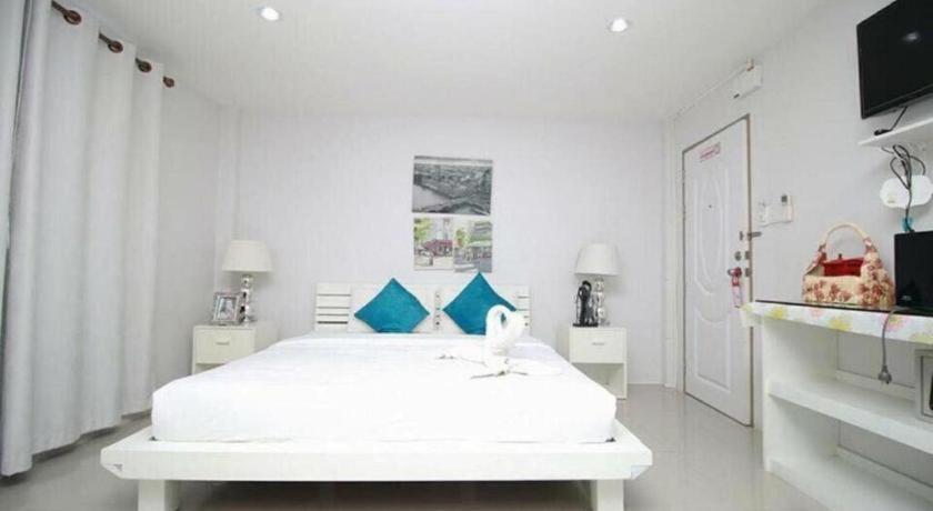 Chic Hotel Suratthani Surat Thani Exterior foto